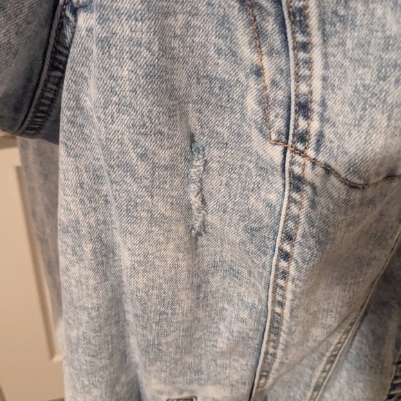 Distressed Acid Wash Jean Jacket SZ 24 - Picture 11 of 14